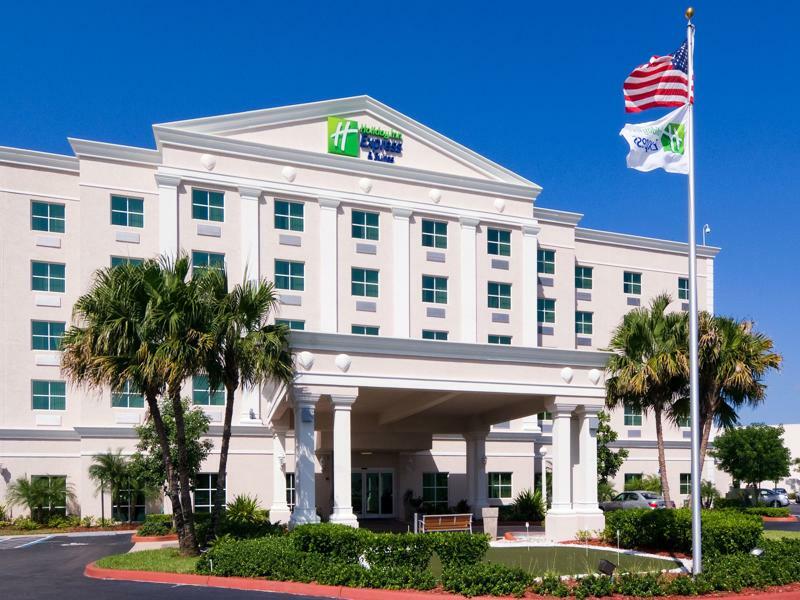 Holiday Inn Express & Suites Miami Kendall By Ihg Country Walk Esterno foto